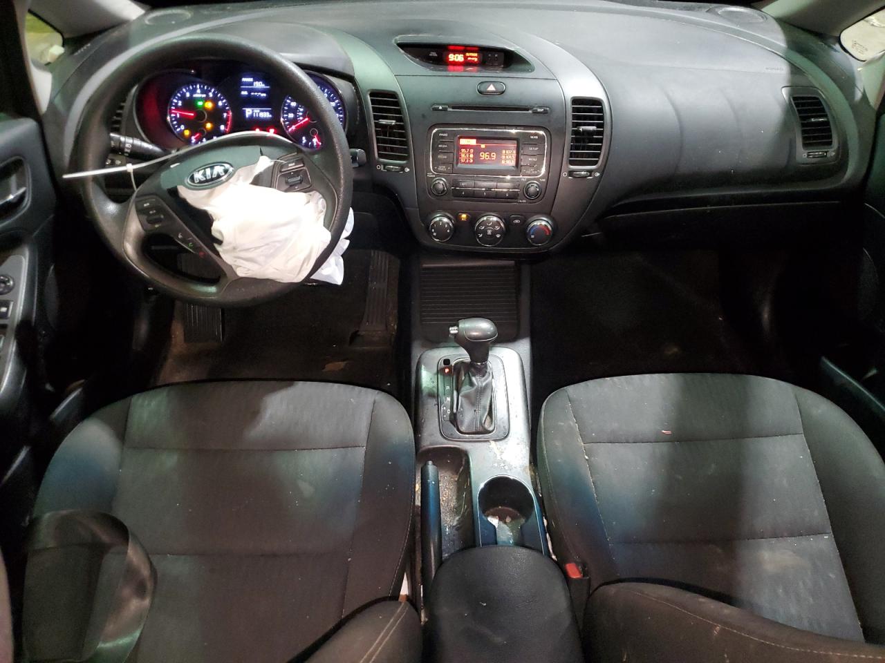 2016 Kia Forte - Image 8
