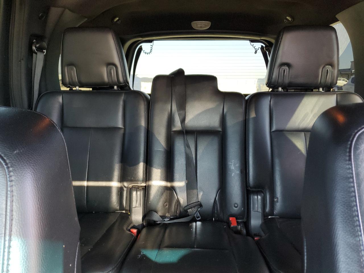 2015 Ford Expedition - Image 10