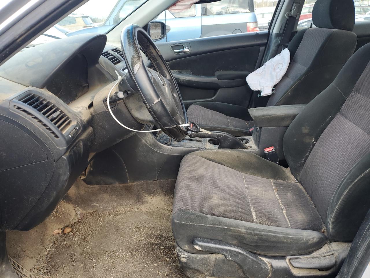 2005 Honda Accord - Image 7