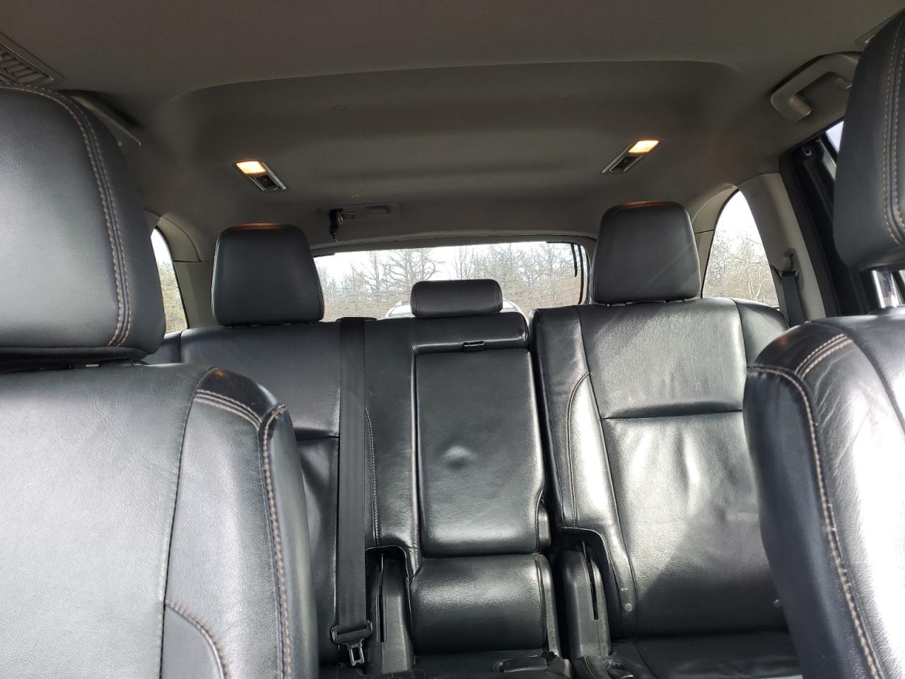 2015 Toyota Highlander - Image 10