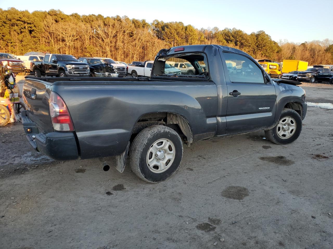 2009 Toyota Tacoma - Image 3