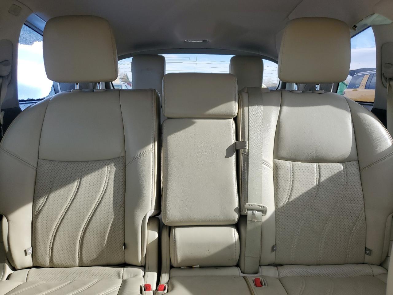 2015 Infiniti QX60 - Image 10
