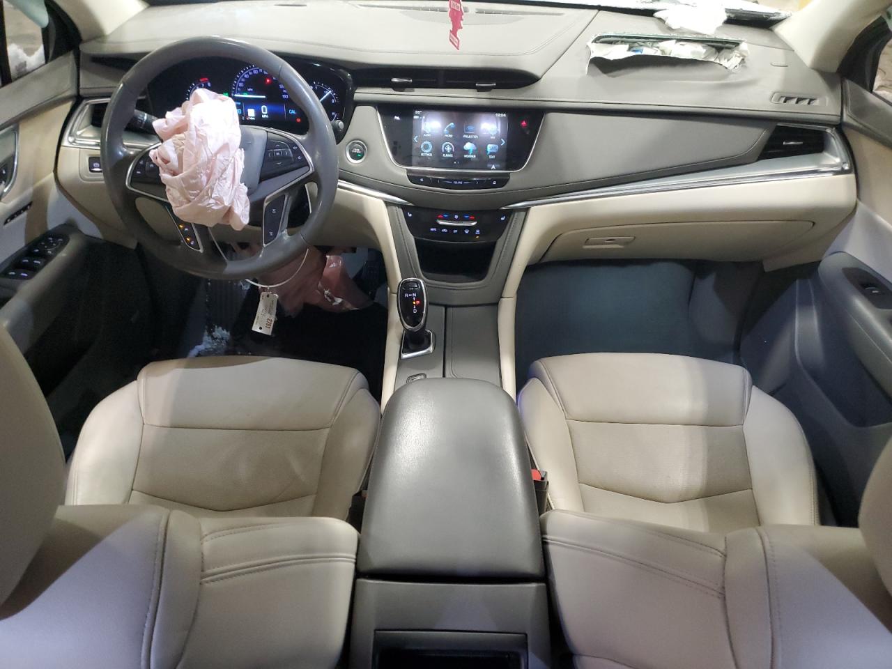 2019 Cadillac XT5 - Image 8