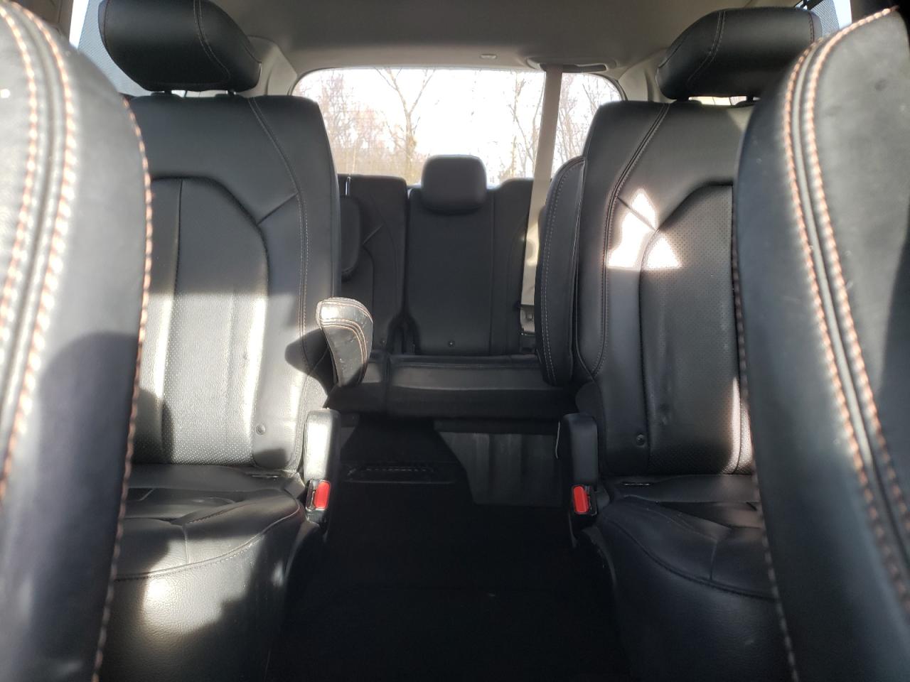 2019 Chrysler Pacifica - Image 10