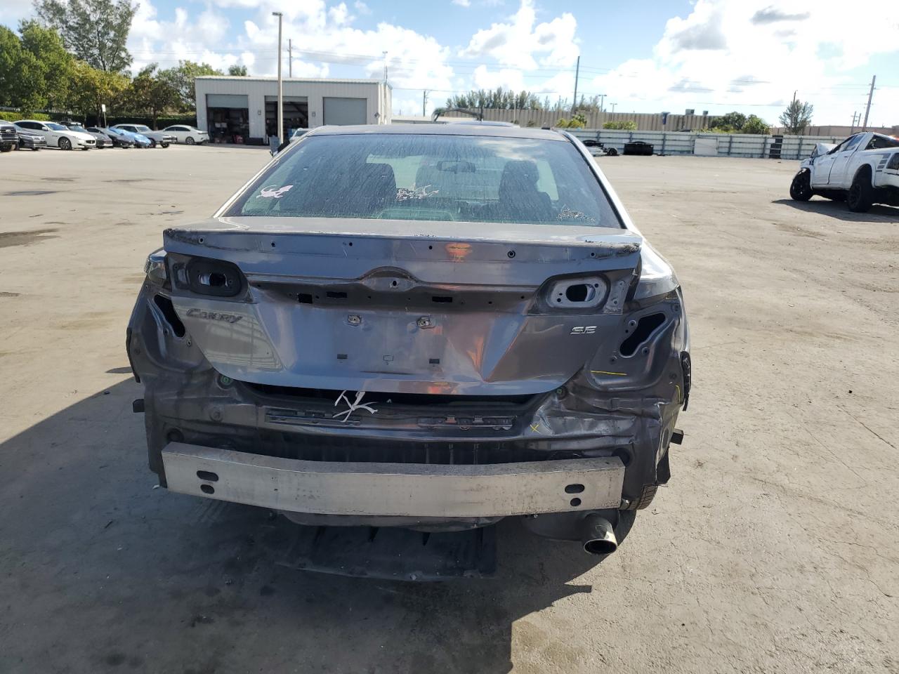 2014 Toyota Camry - Image 6
