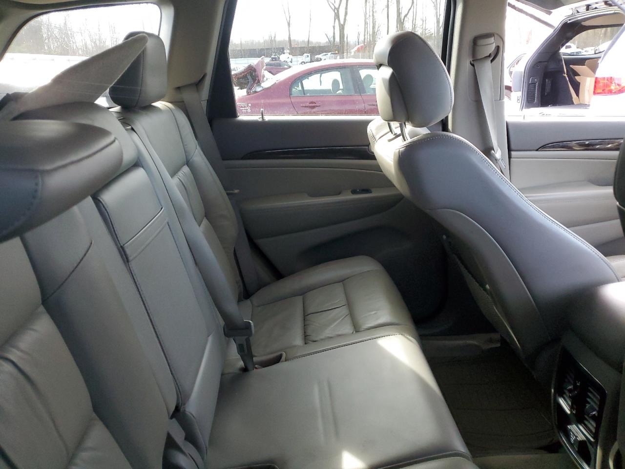 2012 Jeep Grand Cherokee - Image 10