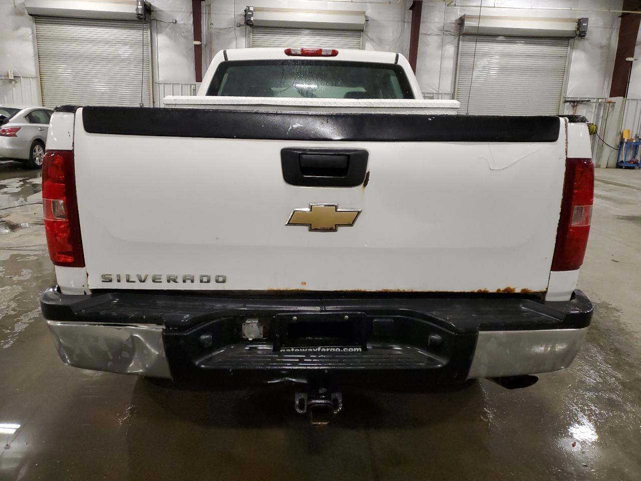 2008 Chevrolet Silverado - Image 6