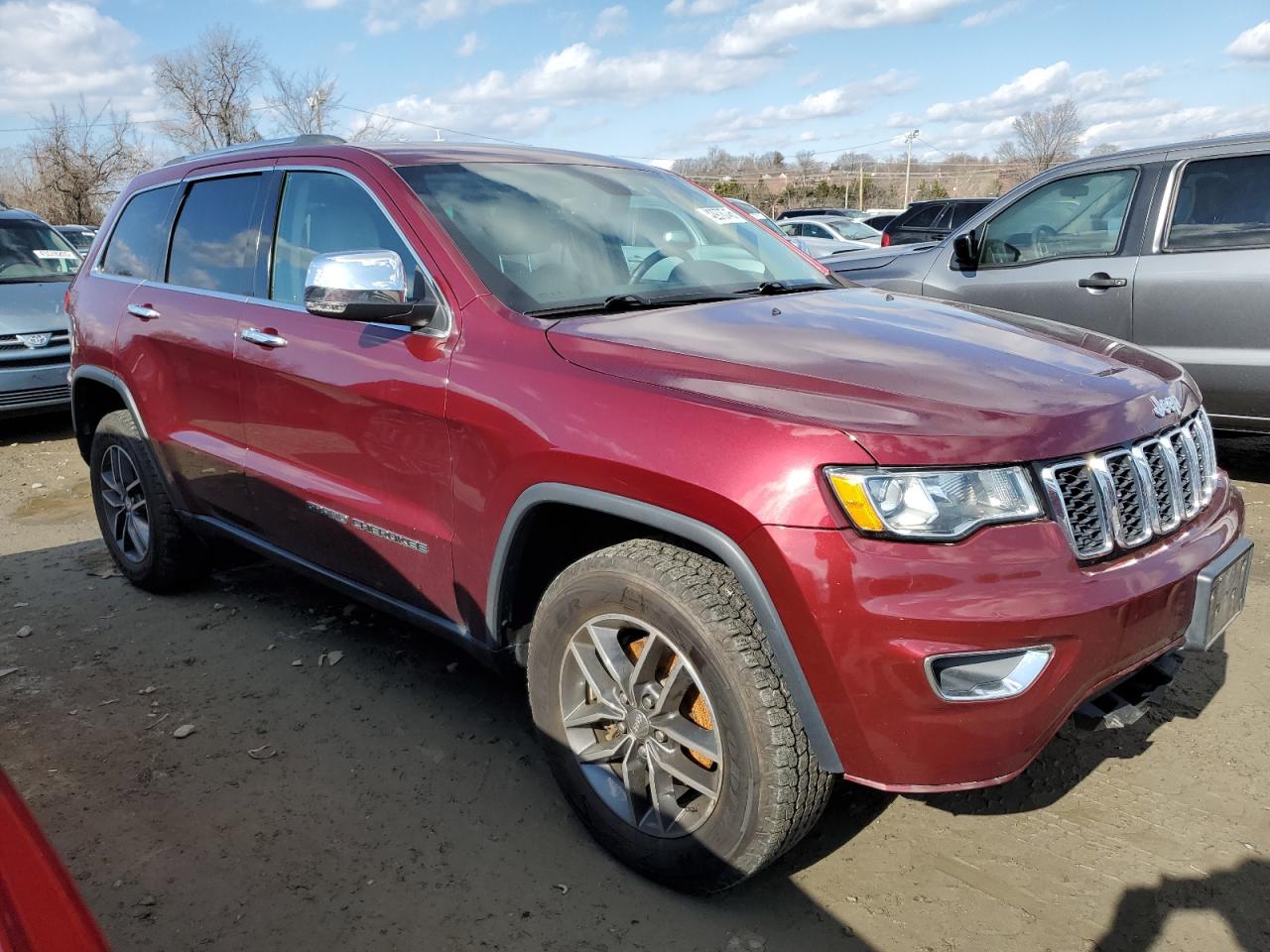 2017 Jeep Grand Cherokee - Image 4