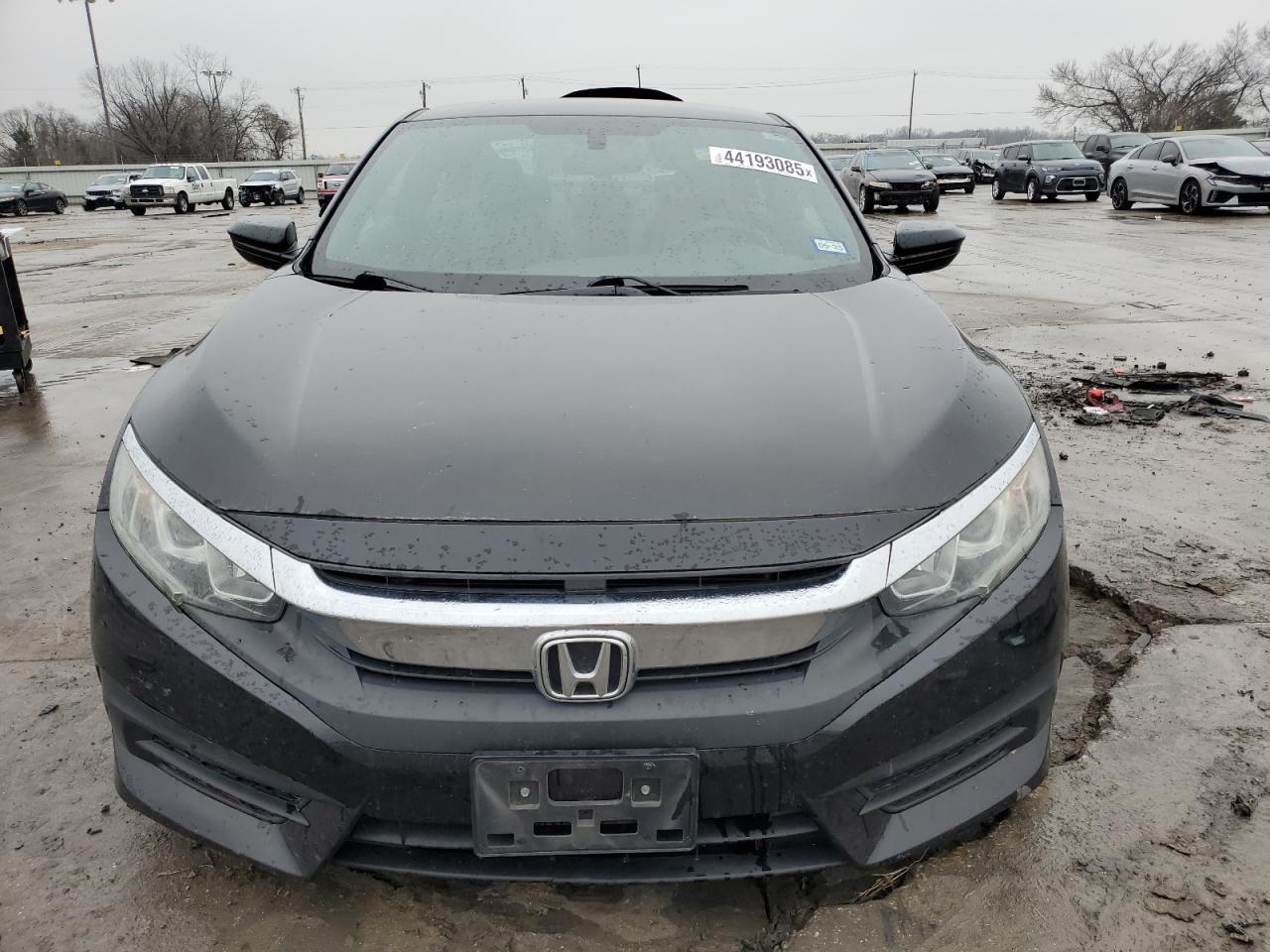 2018 Honda Civic - Image 5