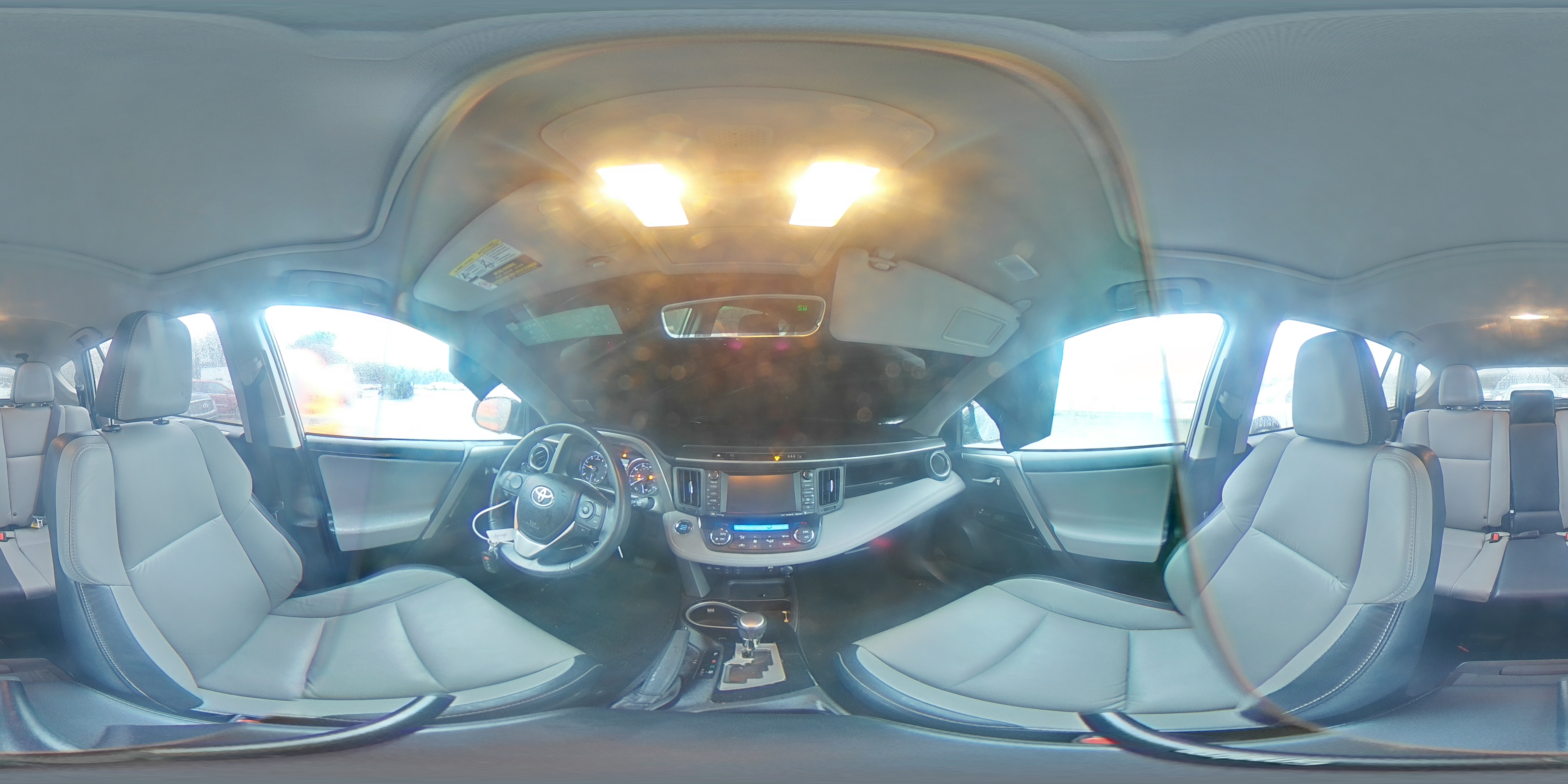 2018 Toyota RAV 4 - Image 14