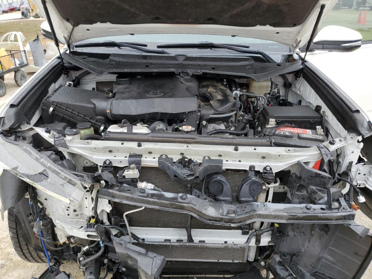 2019 Toyota 4Runner - Image 12