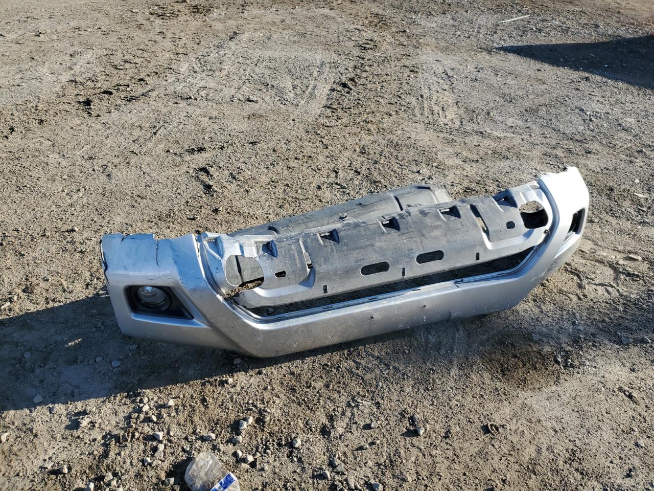 2012 Toyota Tacoma - Image 12