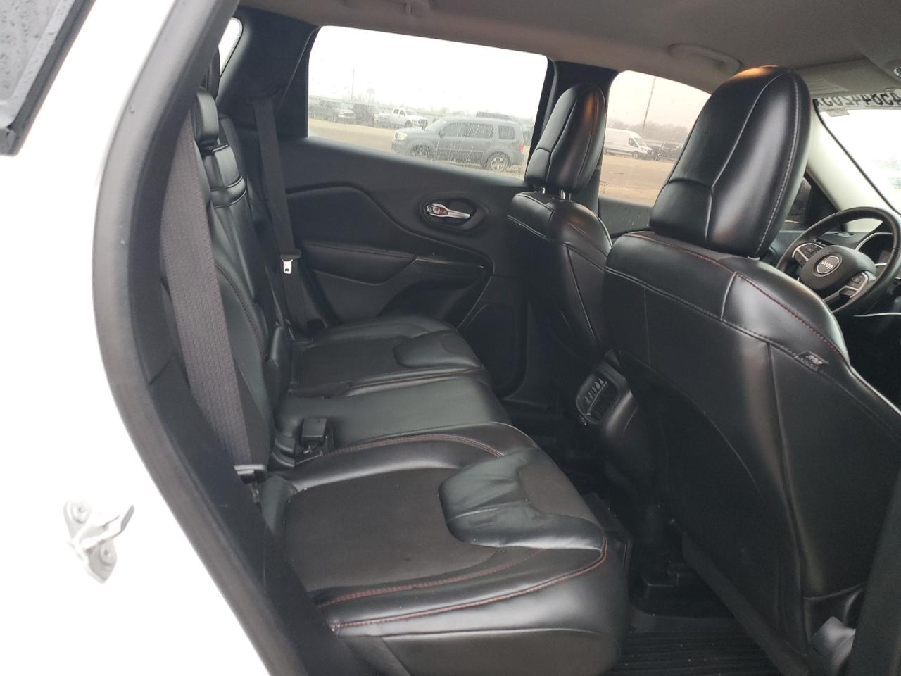 2015 Jeep Cherokee Trailhawk VIN: 1C4PJMBB5FW712933 Lot: 45844265