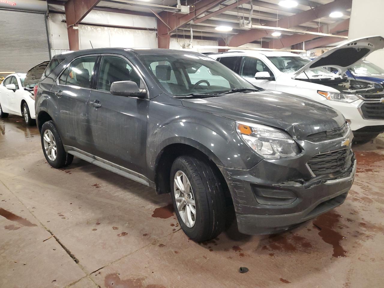2017 Chevrolet Equinox - Image 4