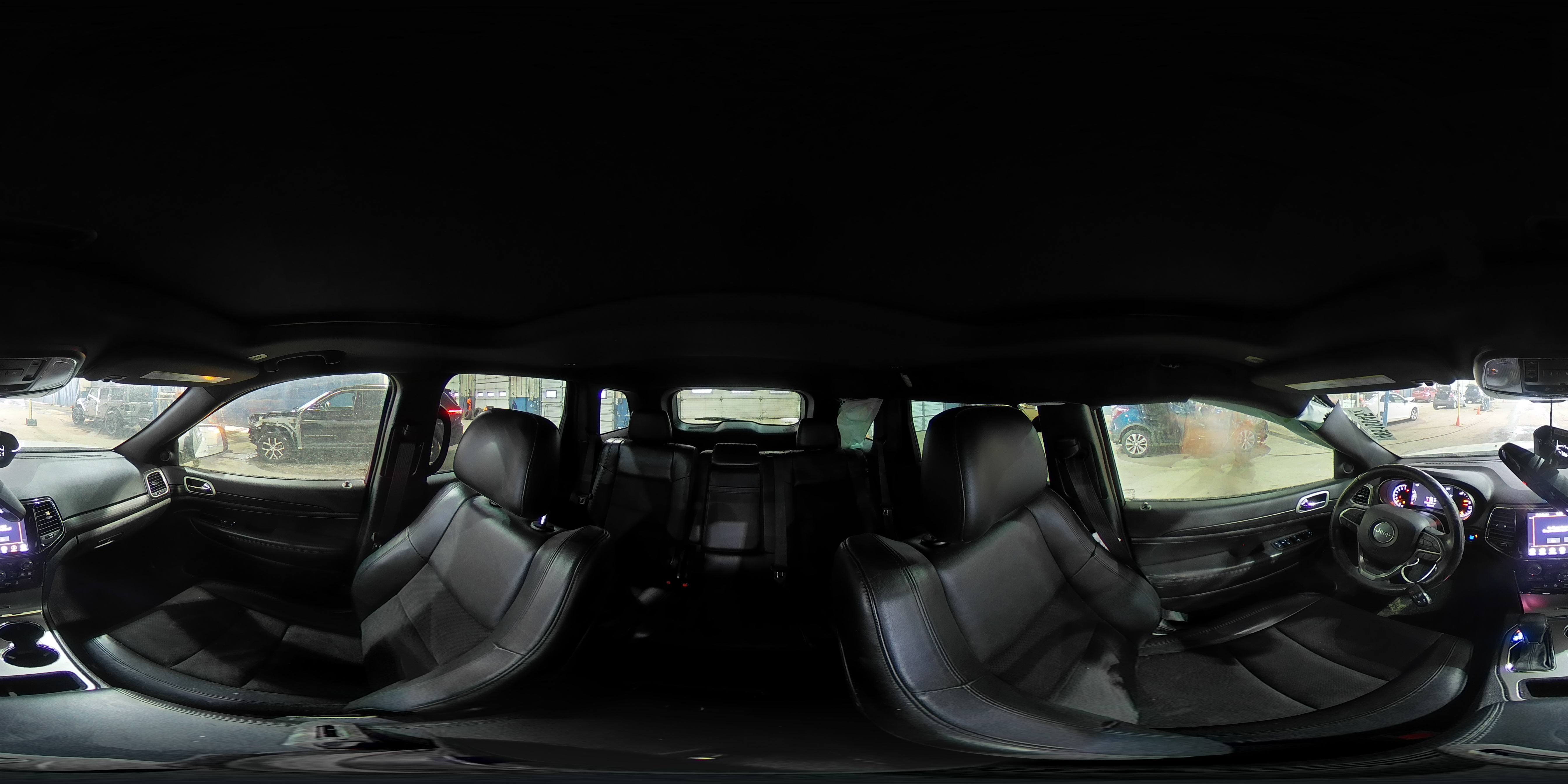 2020 Jeep Grand Cherokee - Image 15