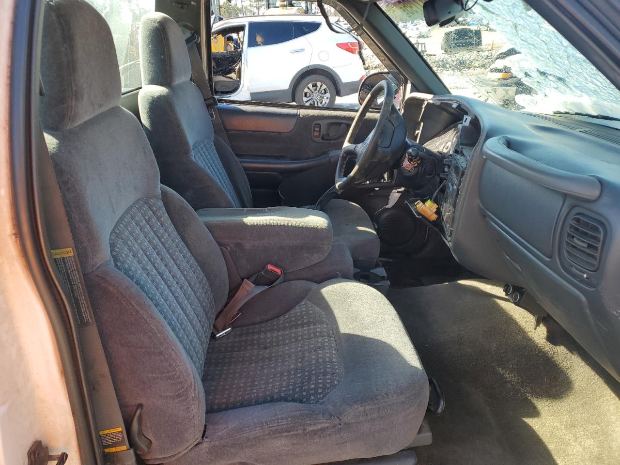 1998 Chevrolet S-10 Pickup - Image 7