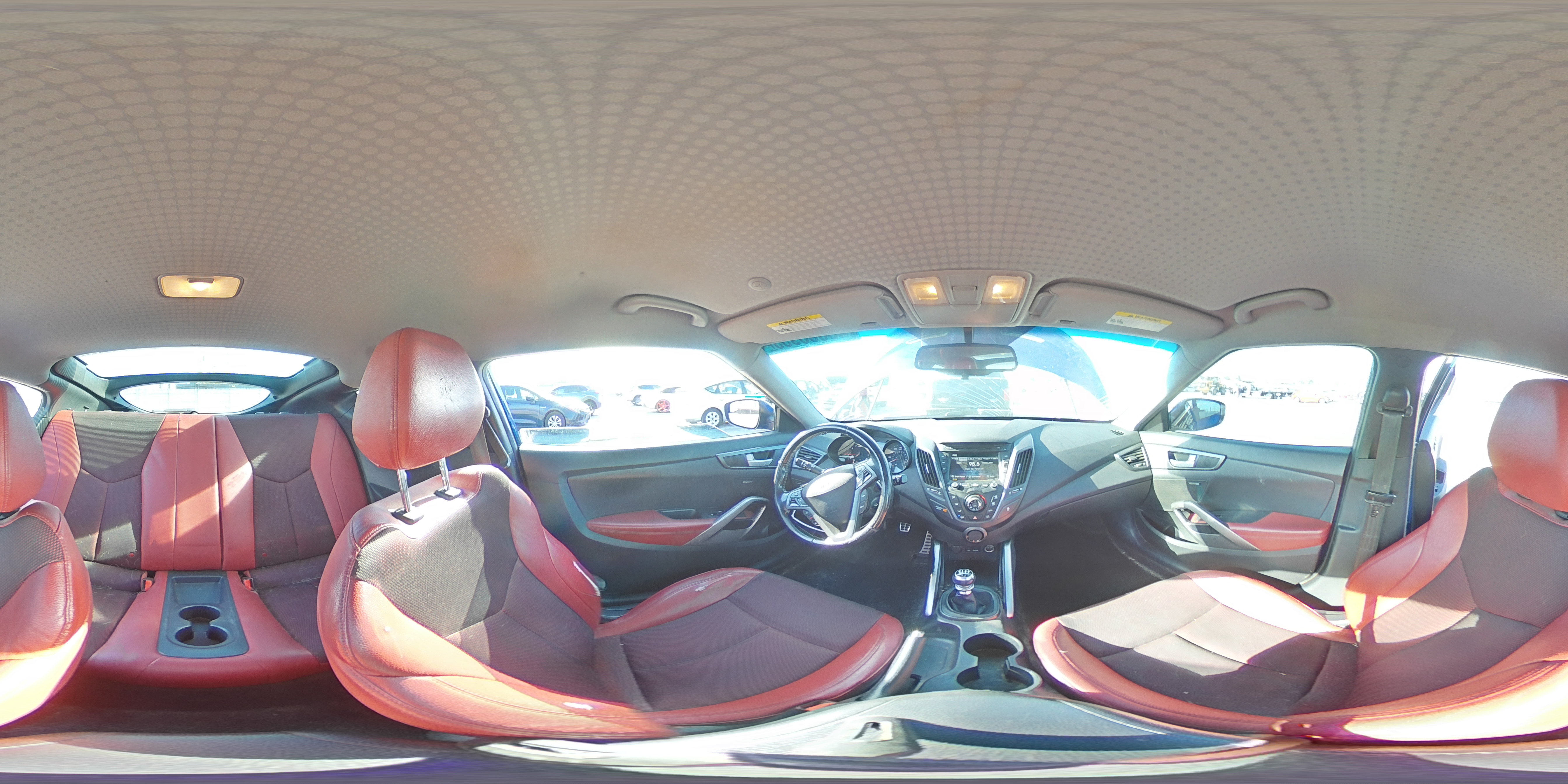2014 Hyundai Veloster - Image 12