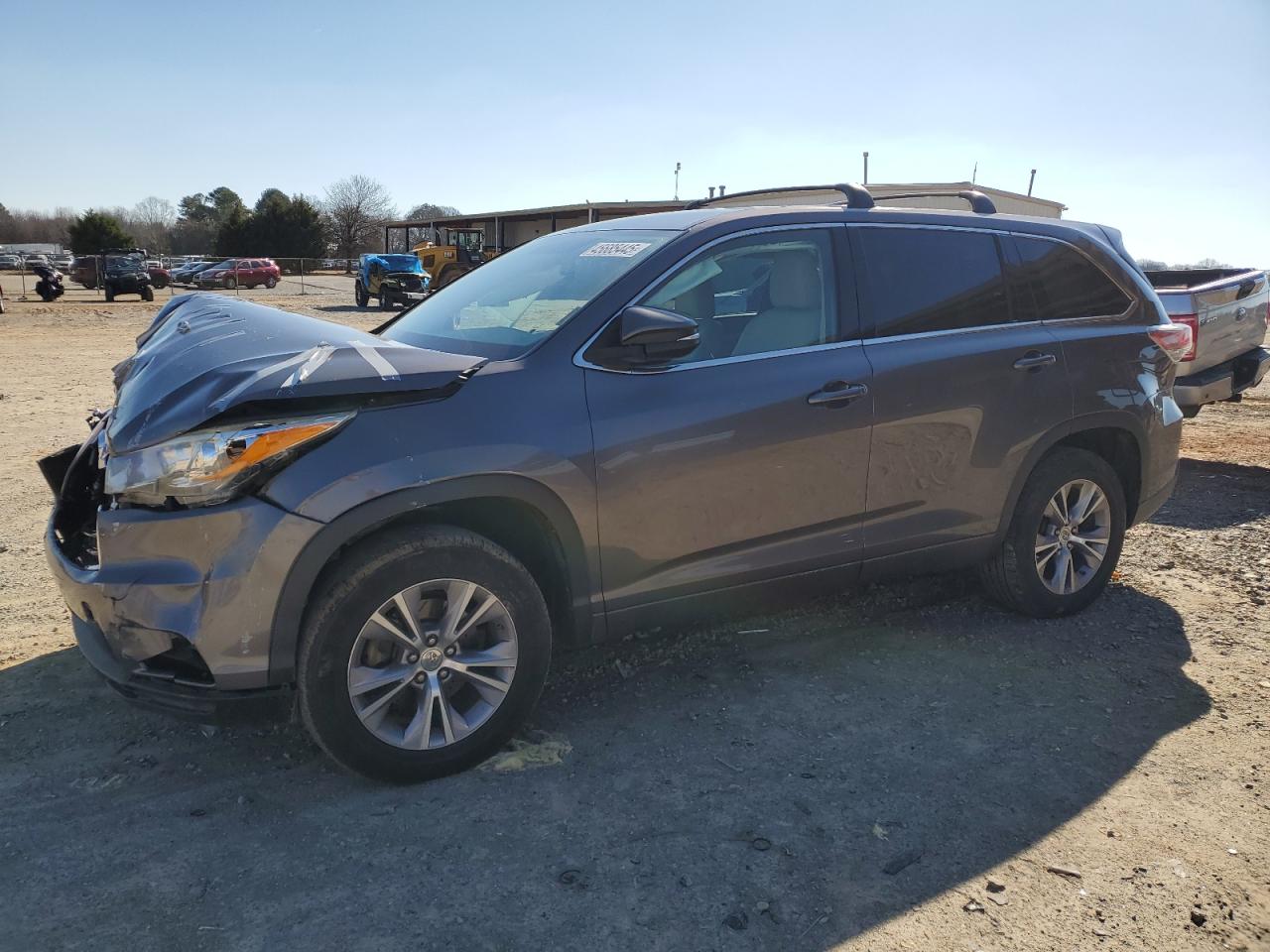 2014 Toyota Highlander - Image 1