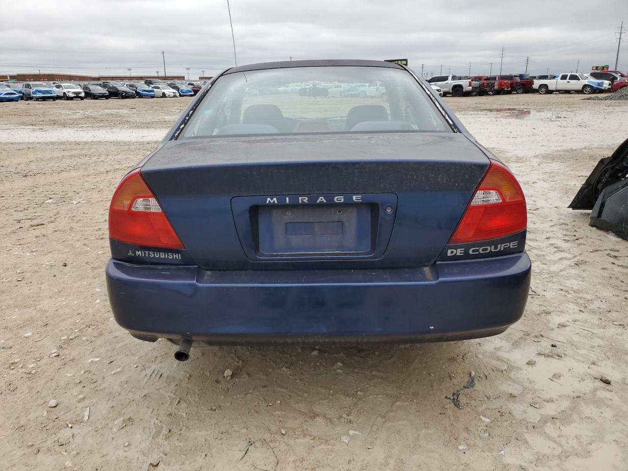 2002 Mitsubishi Mirage - Image 6