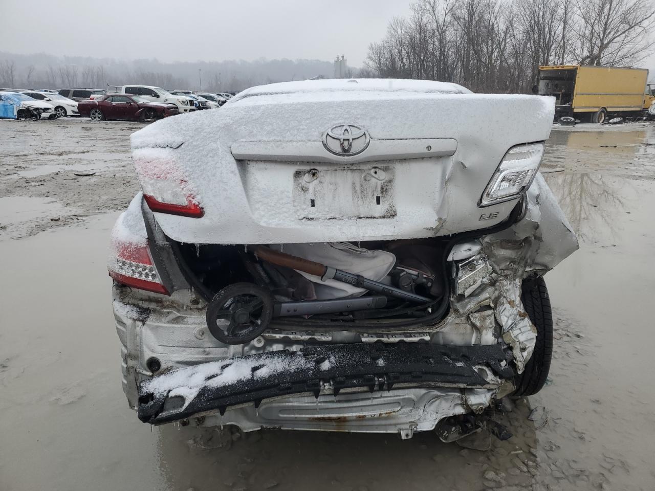 2010 Toyota Camry - Image 6
