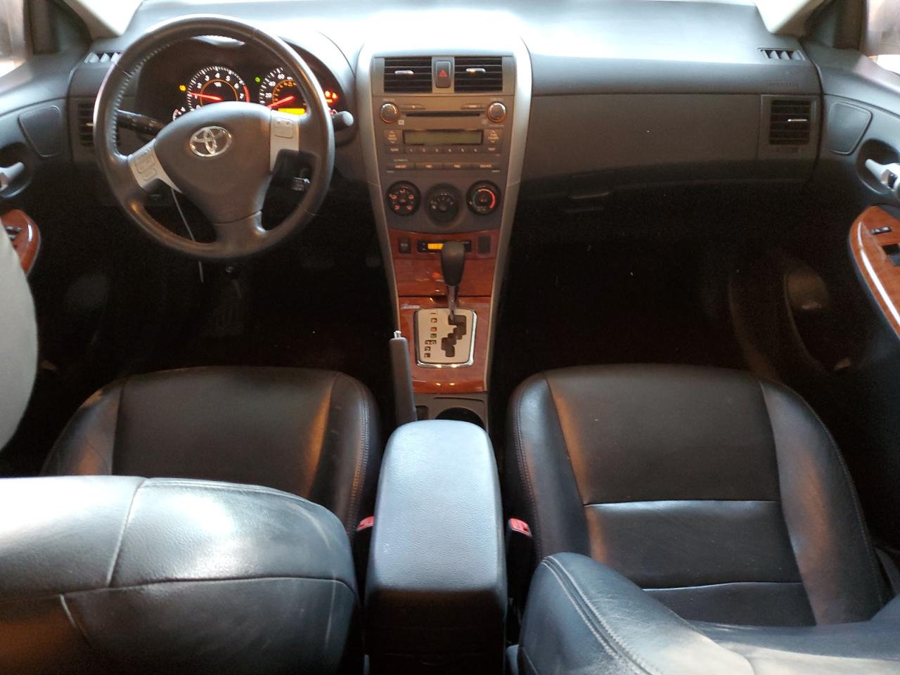 2010 Toyota Corolla - Image 8