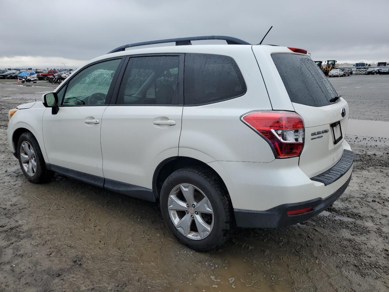 2015 Subaru Forester - Image 2