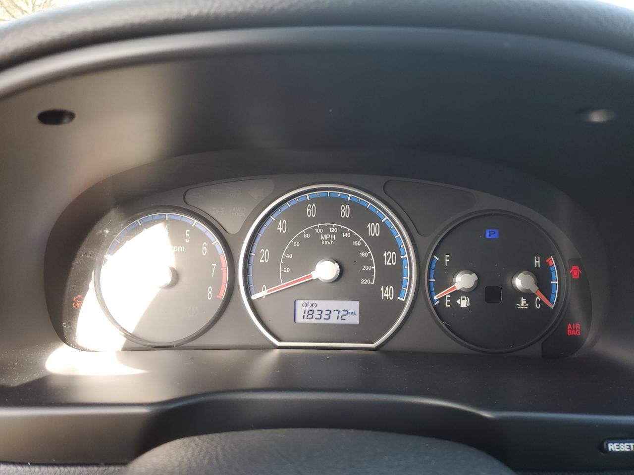 2009 Hyundai Santa Fe - Image 9