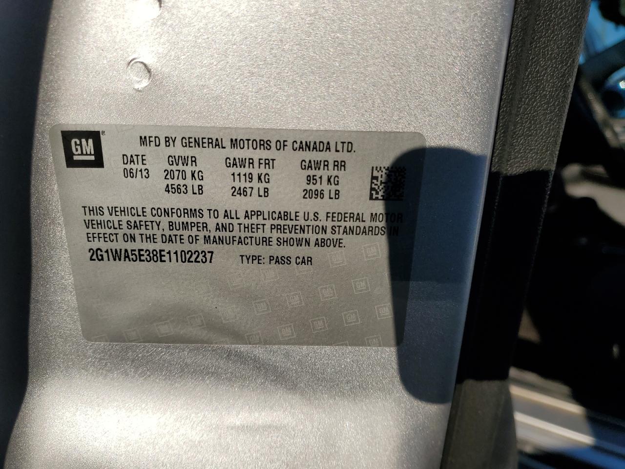 2014 Chevrolet Impala - Image 12