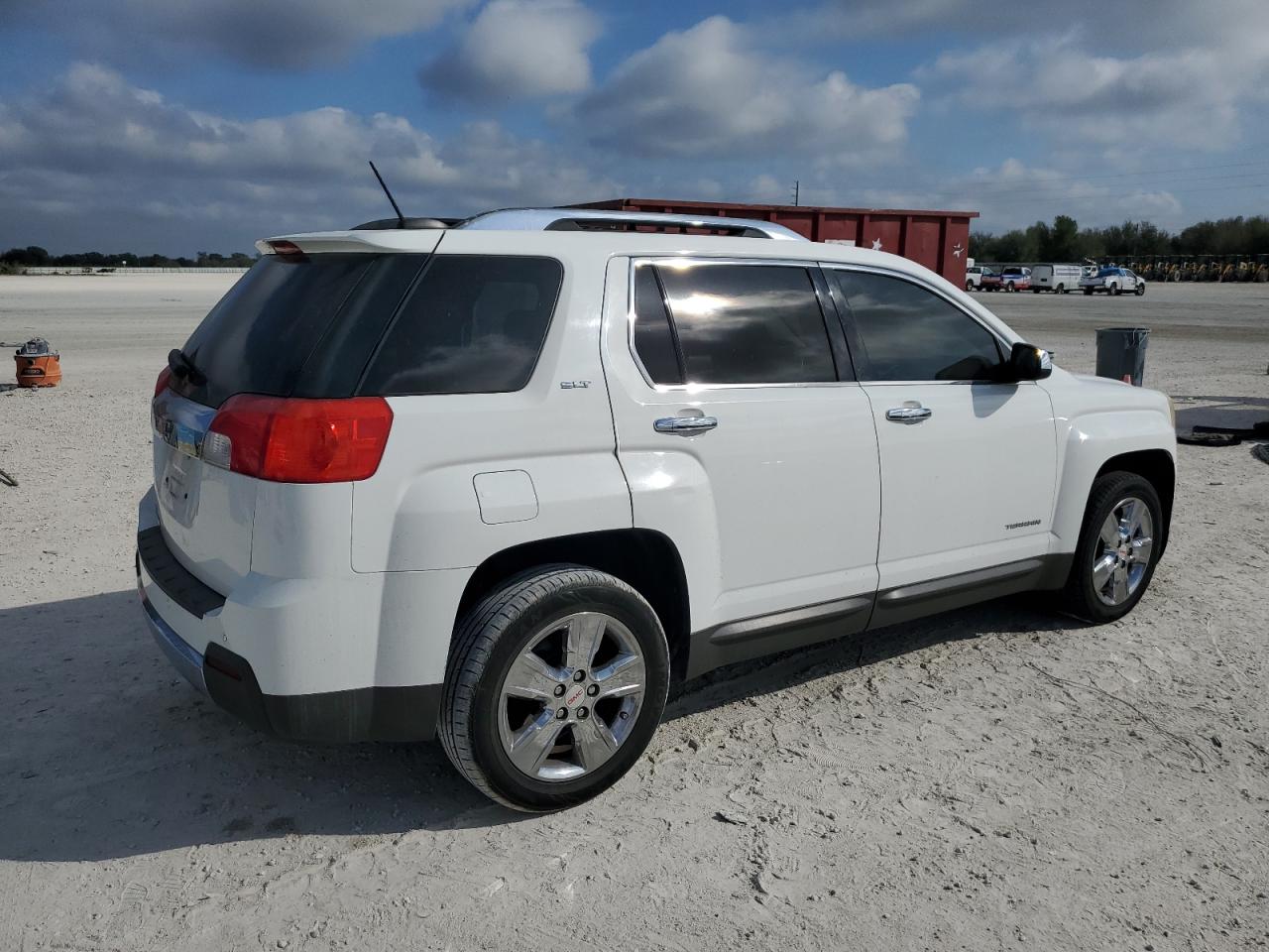 2015 GMC Terrain - Image 3