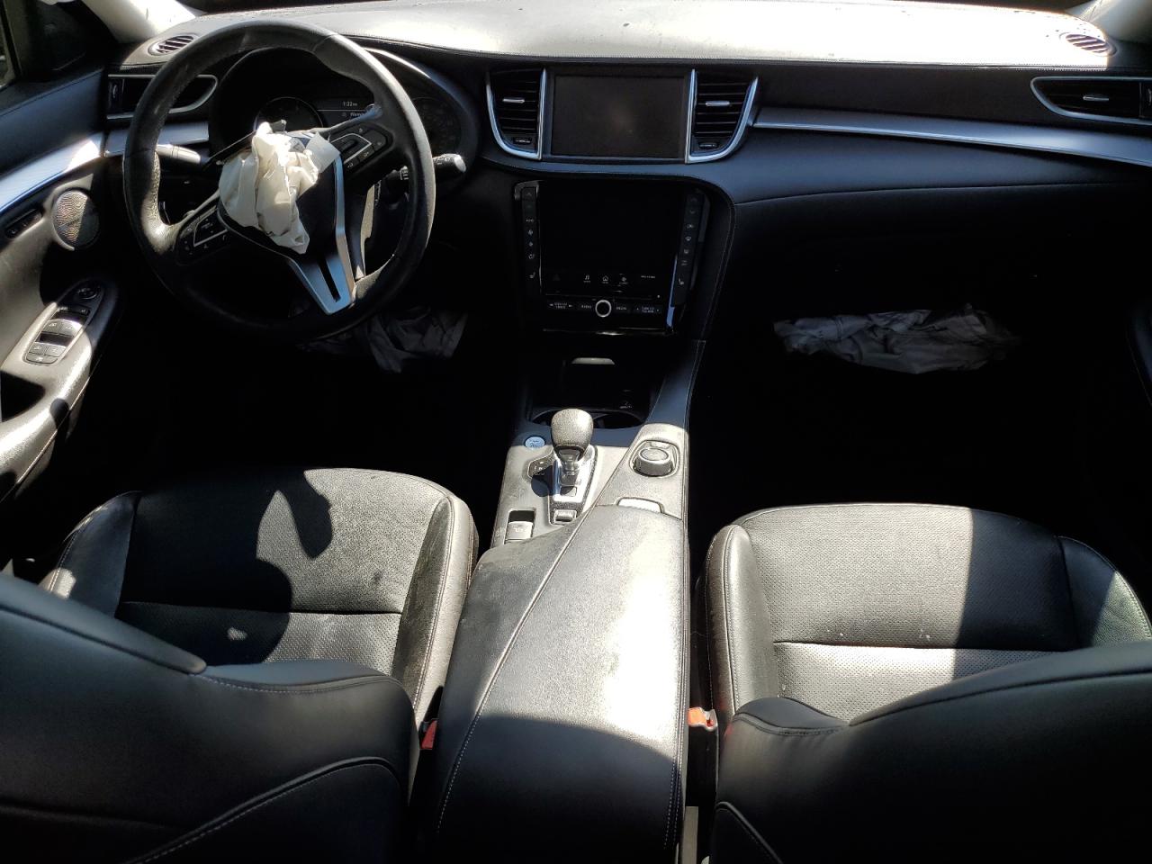 2019 Infiniti QX50 - Image 8