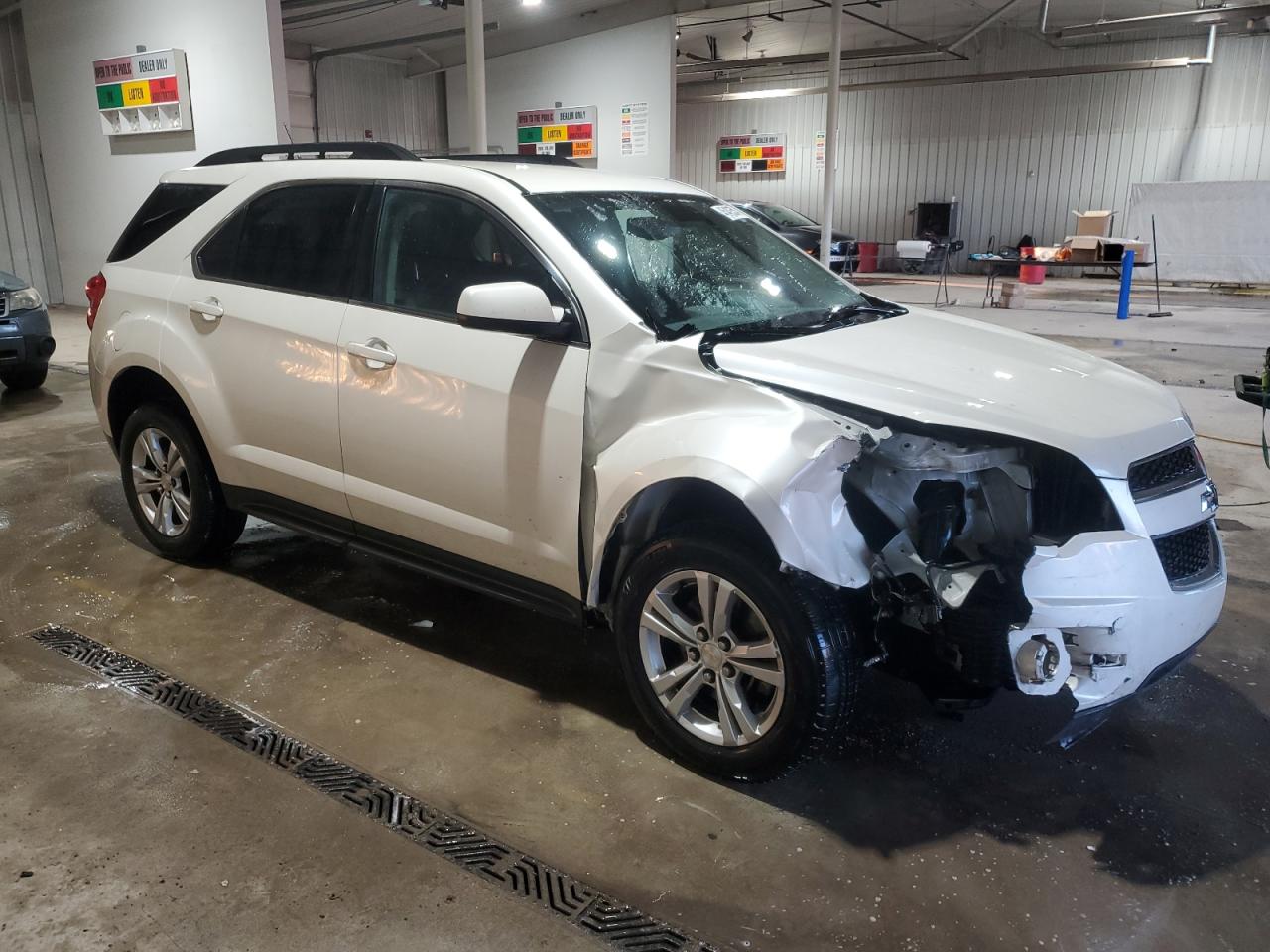 2015 Chevrolet Equinox - Image 4