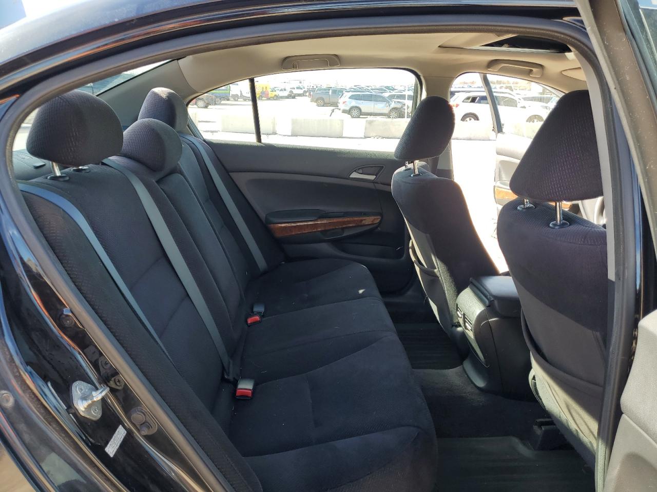 2012 Honda Accord - Image 11