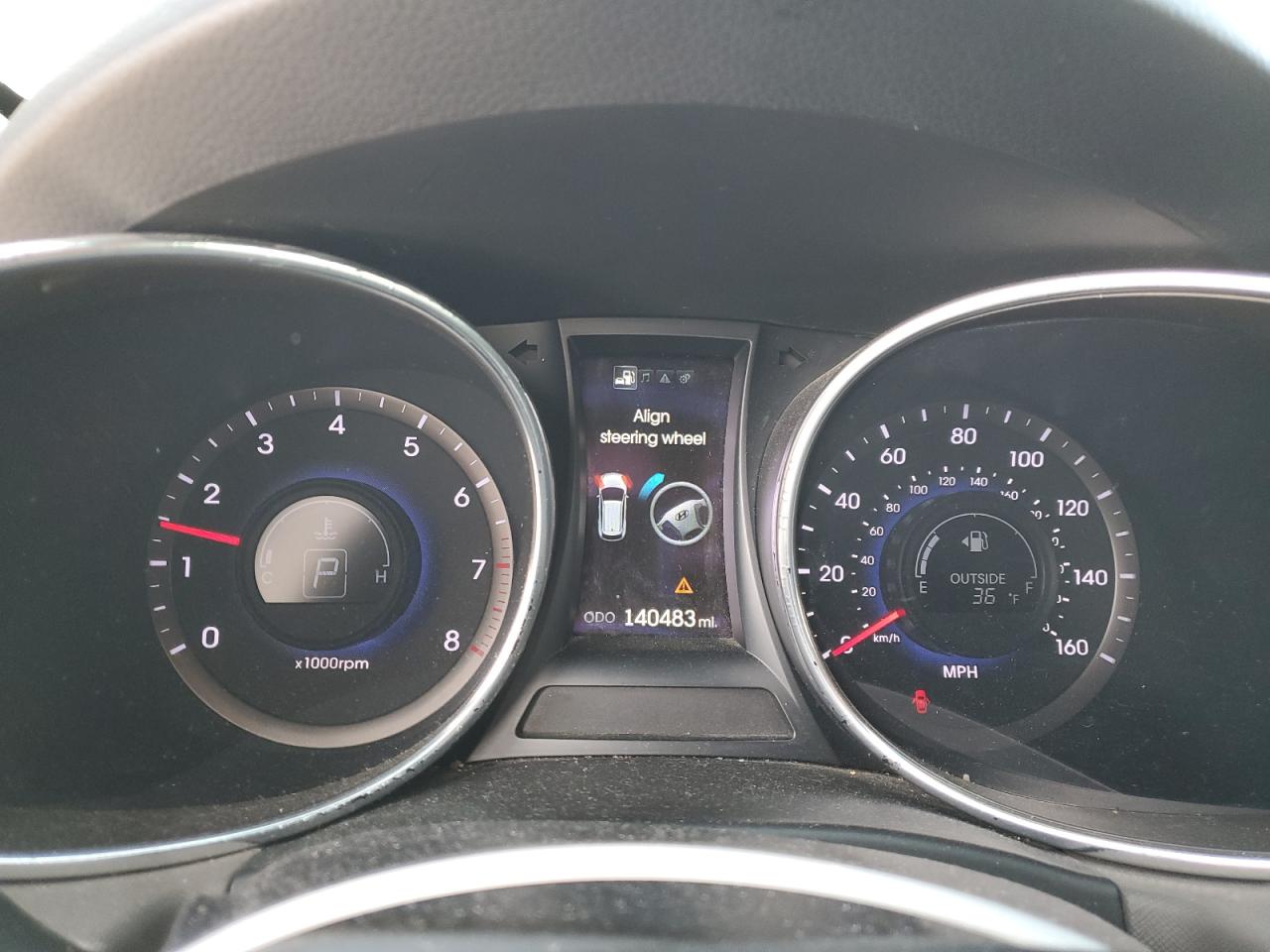 2013 Hyundai Santa Fe - Image 9