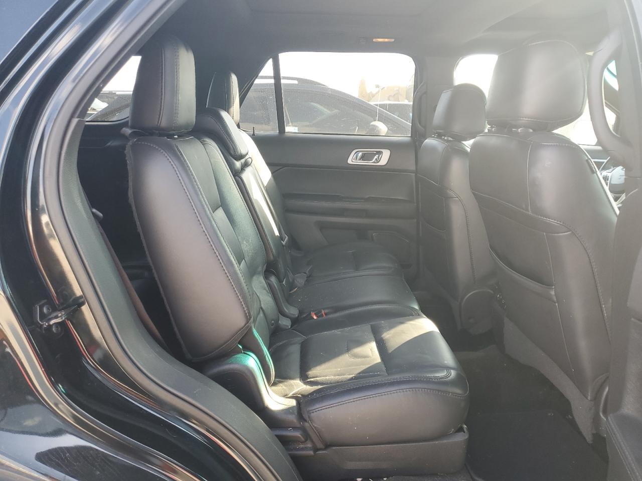 2014 Ford Explorer - Image 11