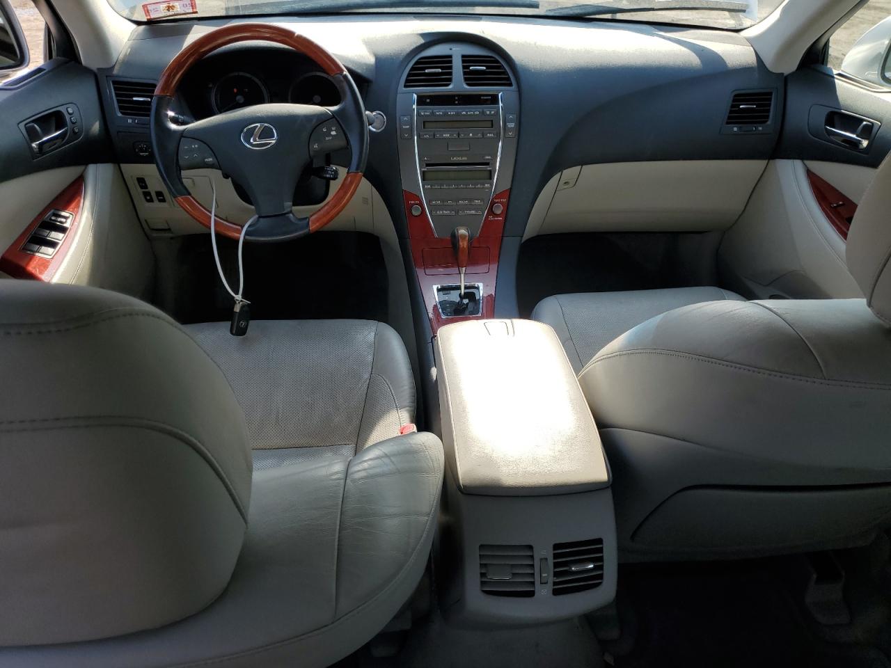 2007 Lexus ES - Image 8