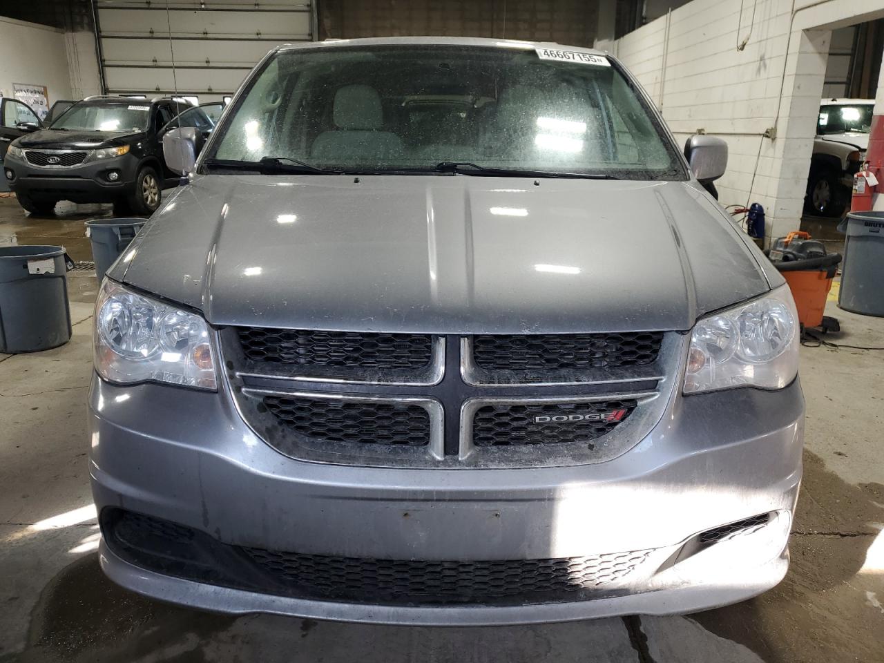 2013 Dodge Caravan - Image 5