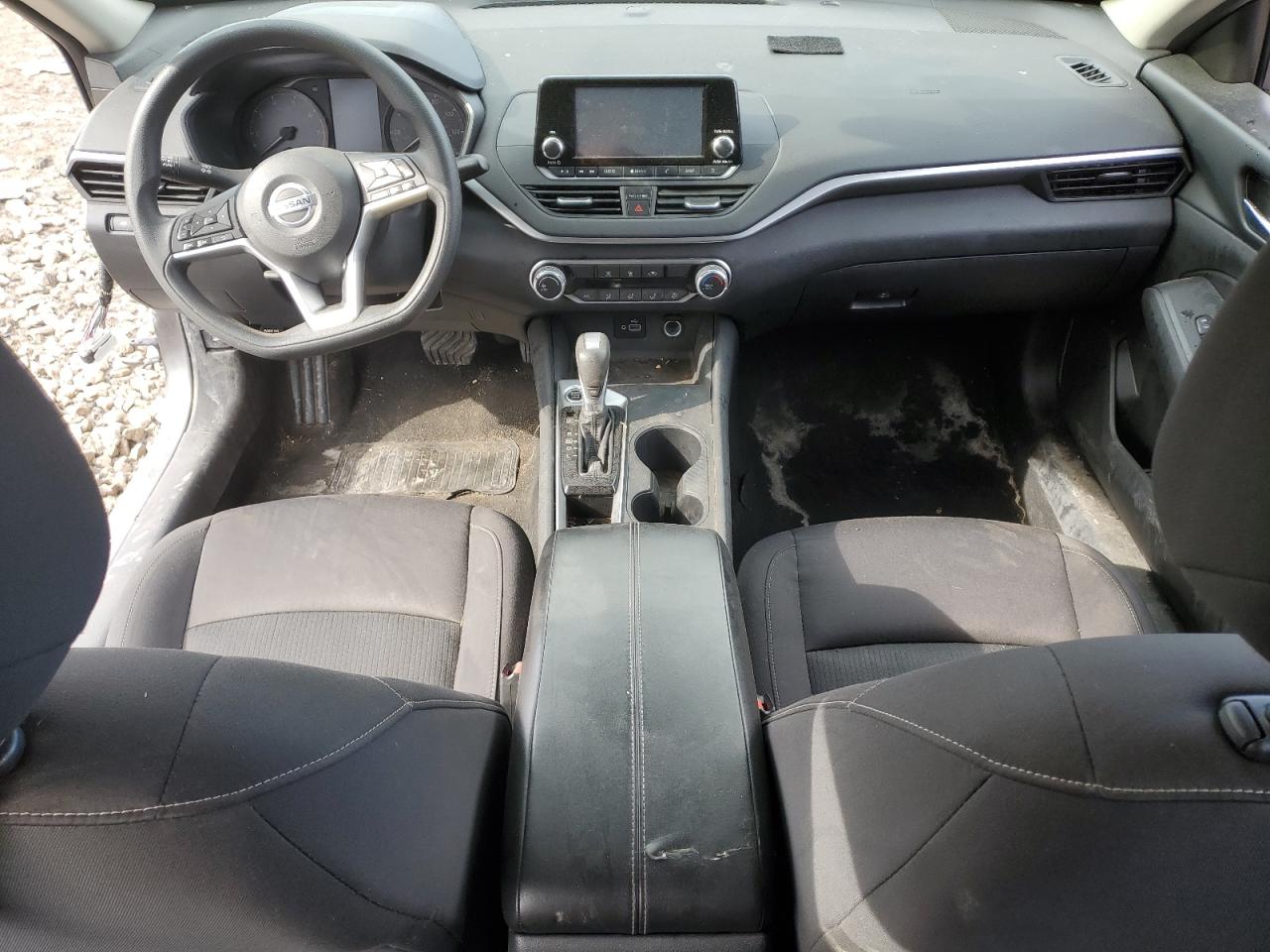 2021 Nissan Altima - Image 8