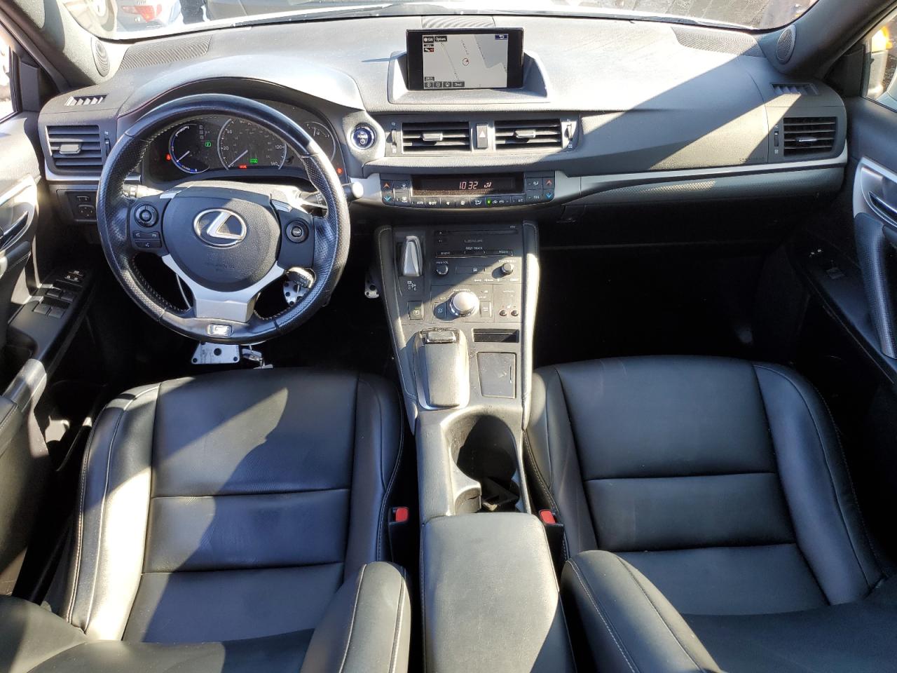 2016 Lexus CT - Image 8