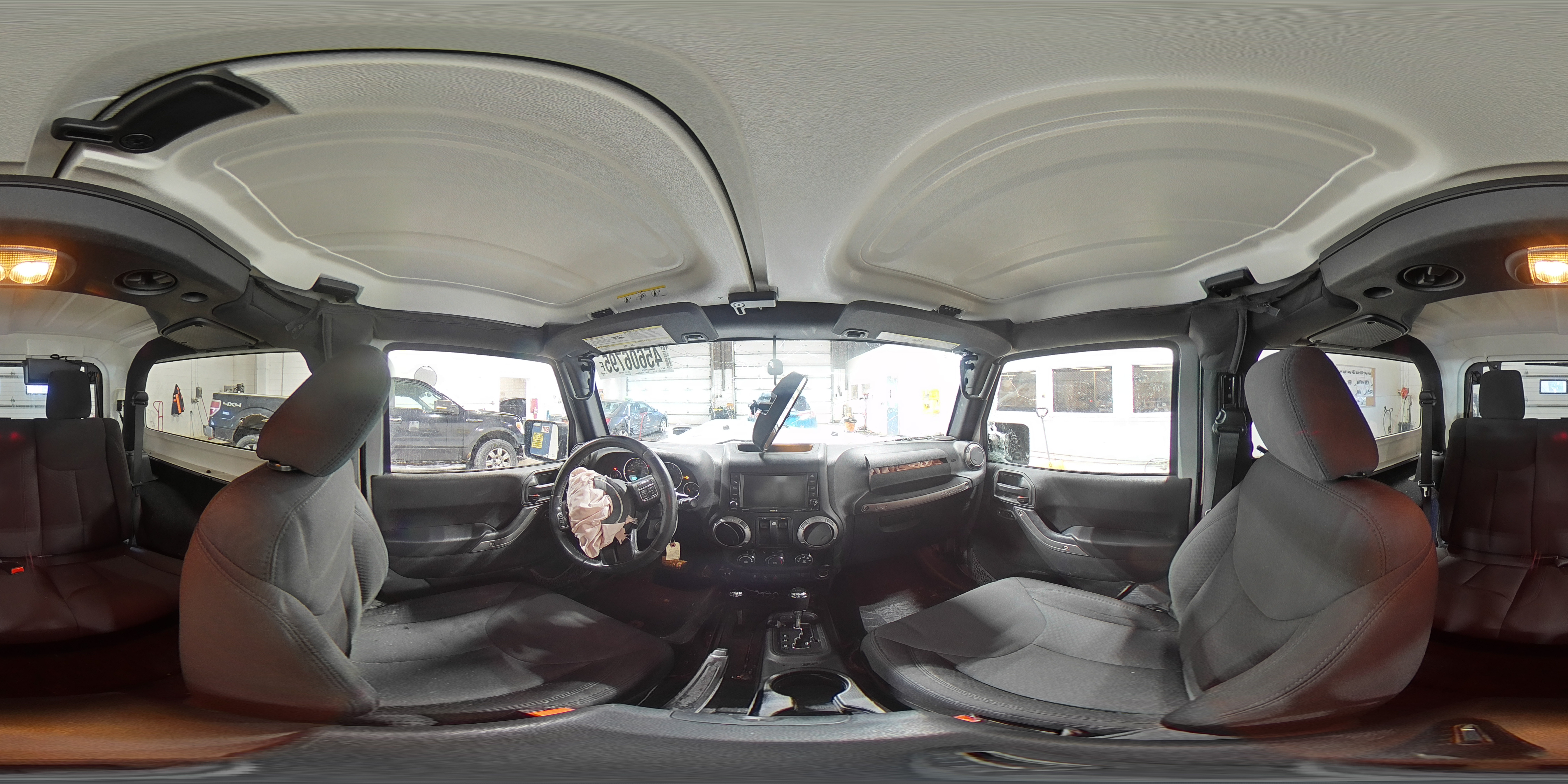 2015 Jeep Wrangler - Image 14