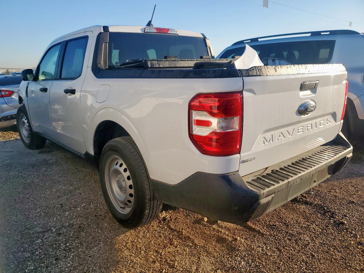 2023 Ford Maverick - Image 2