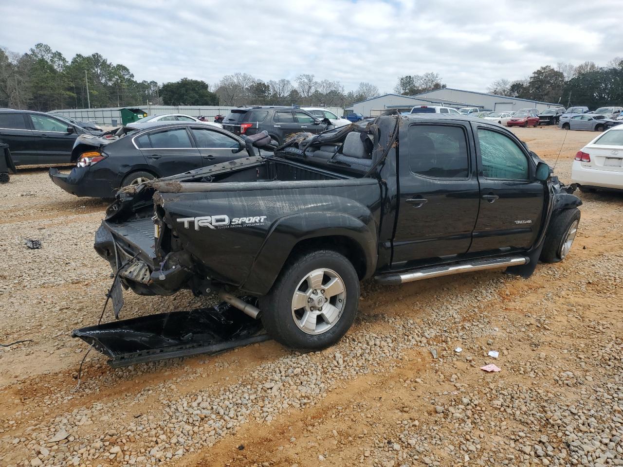 2014 Toyota Tacoma - Image 3