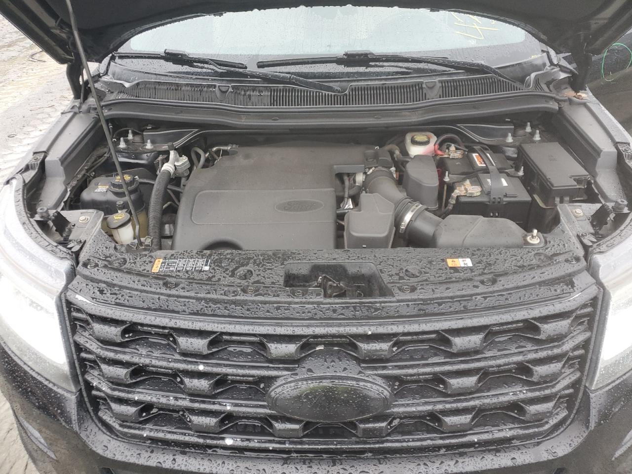 2016 Ford Explorer - Image 14