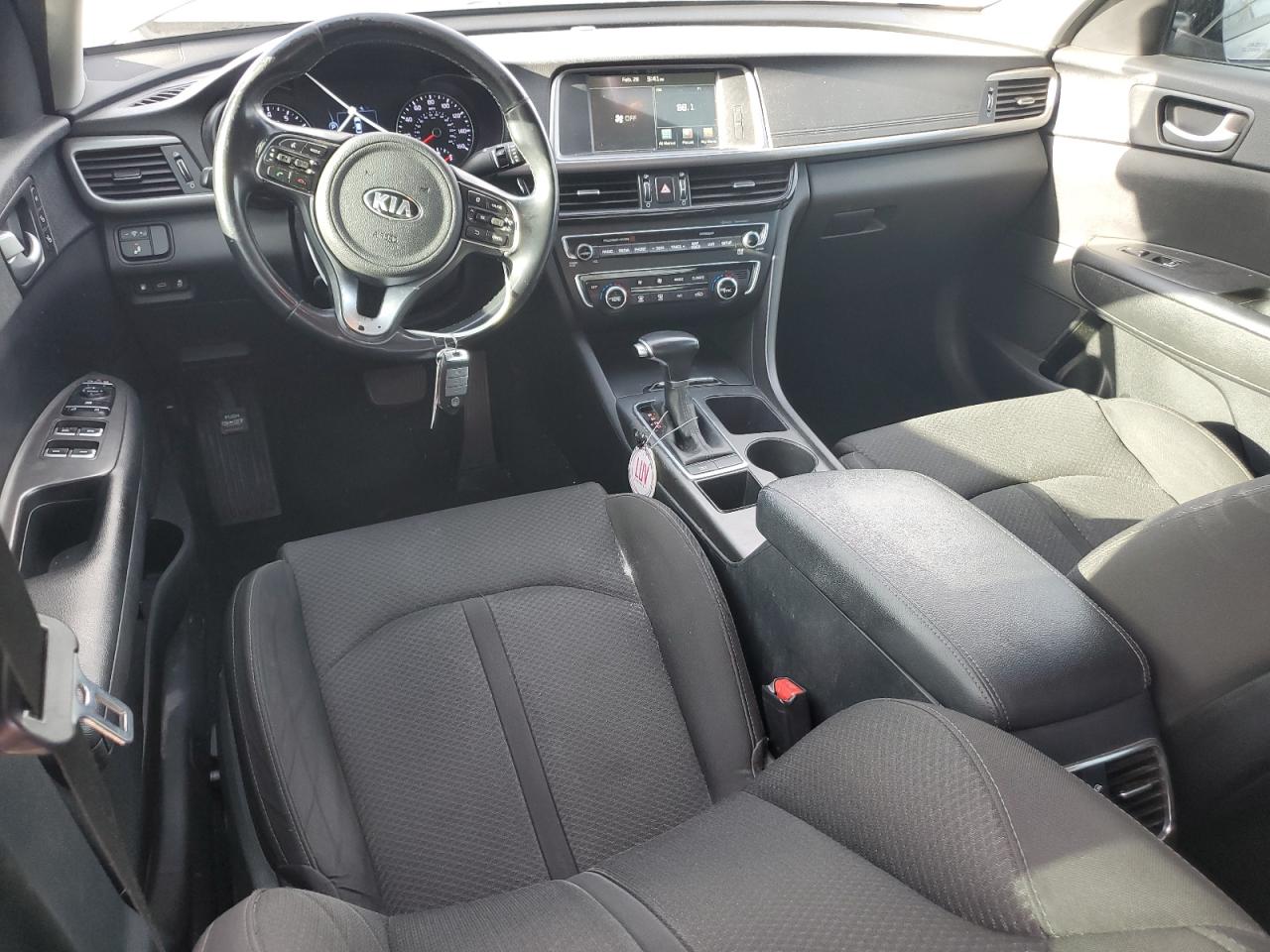 2016 Kia Optima - Image 8