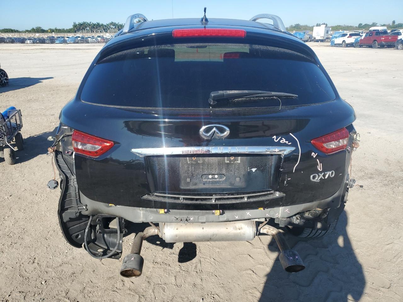 2014 Infiniti QX70 - Image 6