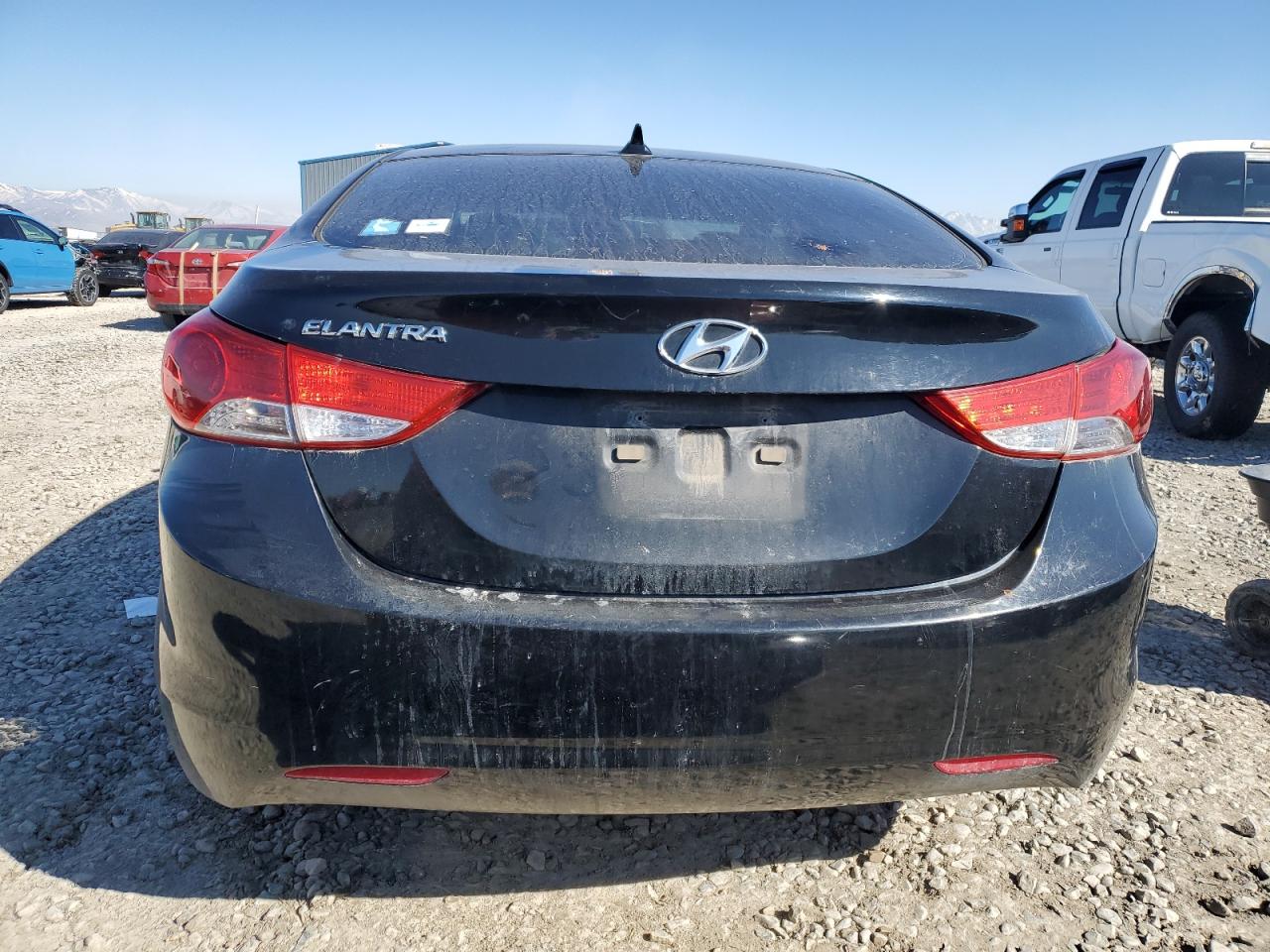 2011 Hyundai Elantra - Image 6