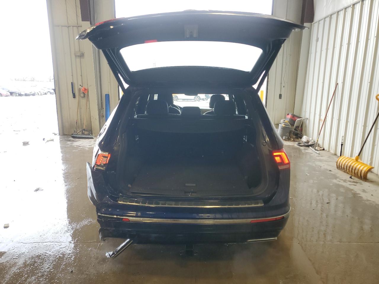 2021 Volkswagen Tiguan - Image 6