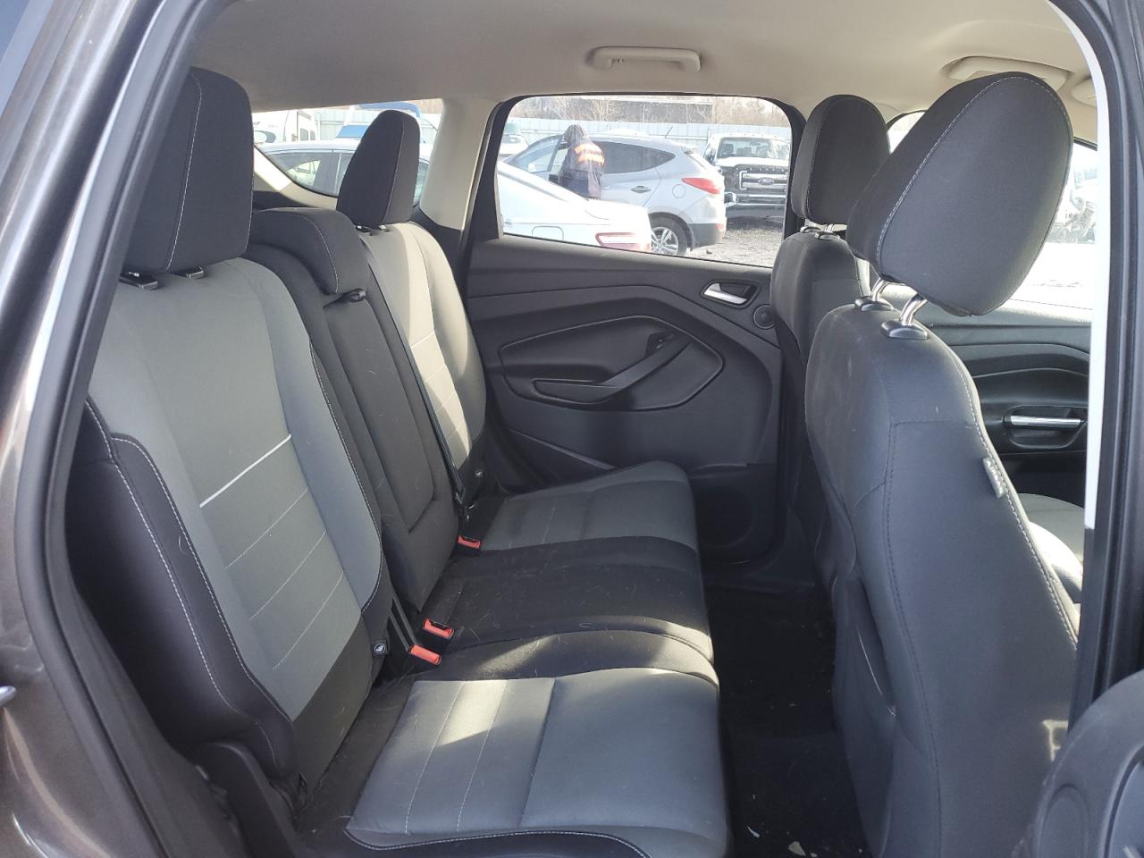 2015 Ford Escape - Image 11
