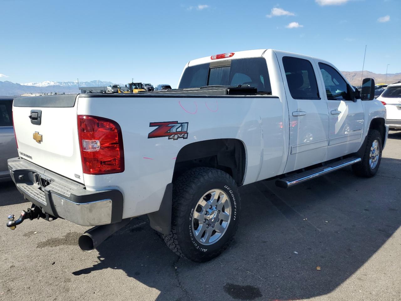 2013 Chevrolet Silverado - Image 3