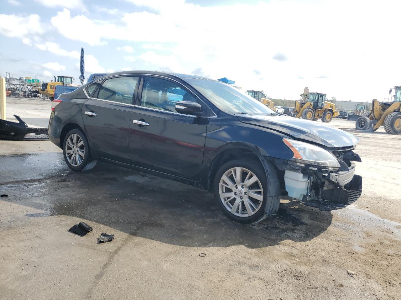 2014 Nissan Sentra - Image 4