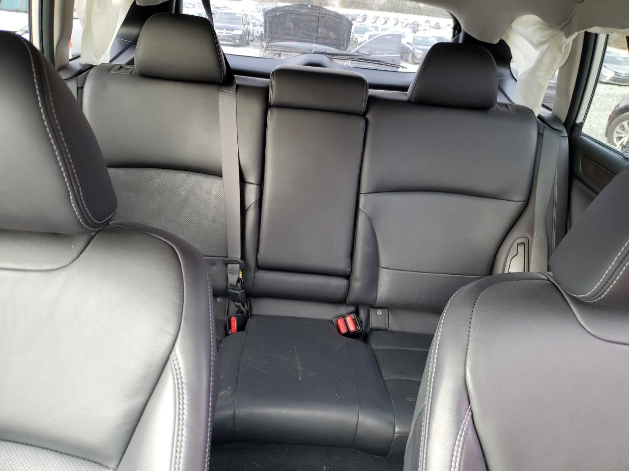 2018 Subaru Outback - Image 10